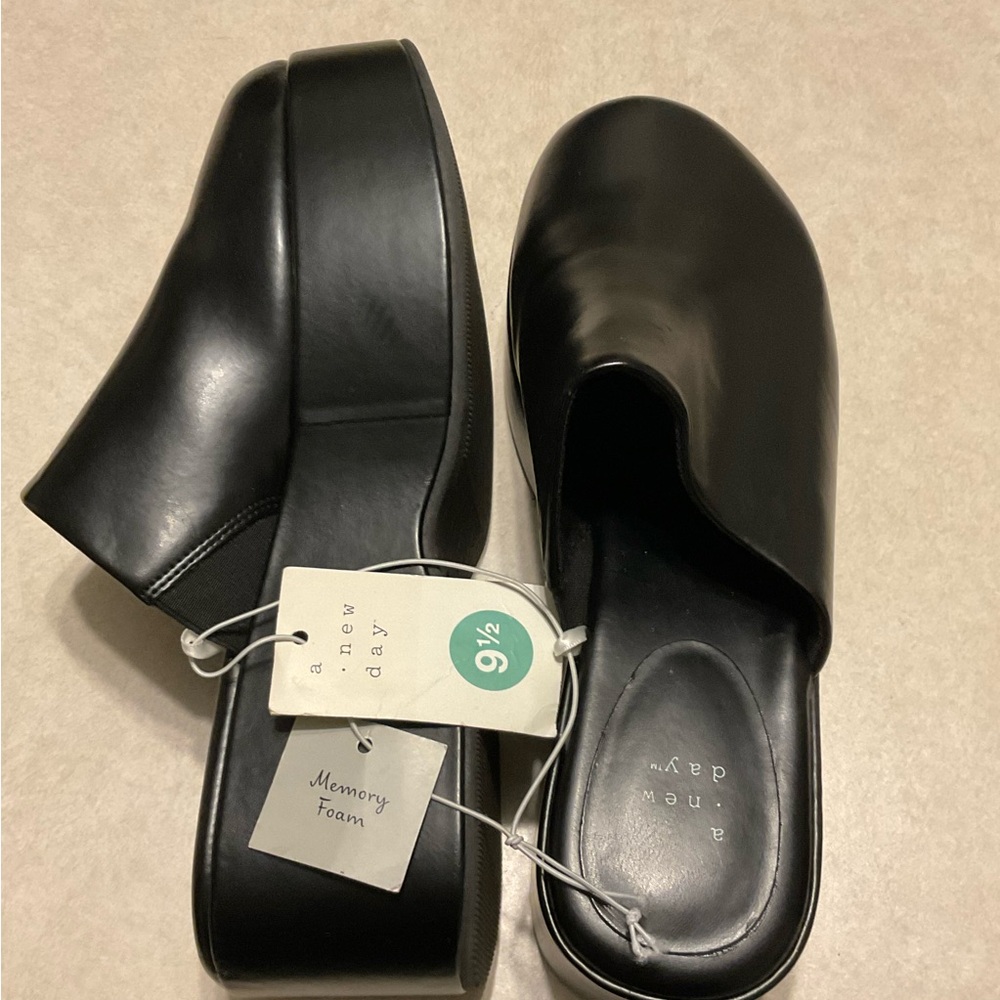 NWT Women's Carrie Mule Flats - A New Day by Target, Black, size 9.5 - Picture 6 of 8